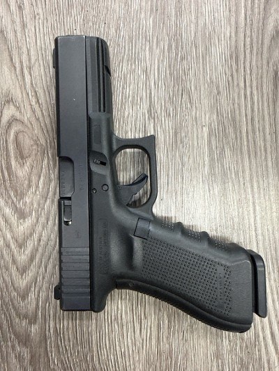 GLOCK 17 GEN 4 9MM LUGER (9x19 PARA) - Image 3 of 3