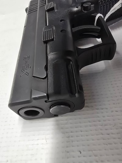 SPRINGFIELD ARMORY XD-9 3" SUB COMPACT 9MM LUGER (9x19 PARA) - Image 2 of 3