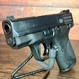 SMITH & WESSON (S&W) M&P40 Shield 40 S&W .40 S&W - 3 of 3