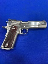 KIMBER CLASSIC STAINLESS GOLD MATCH .45 ACP - 1 of 3
