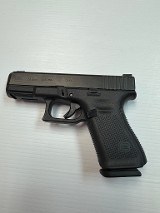 GLOCK Glock 19 9MM LUGER (9x19 PARA) - 2 of 2
