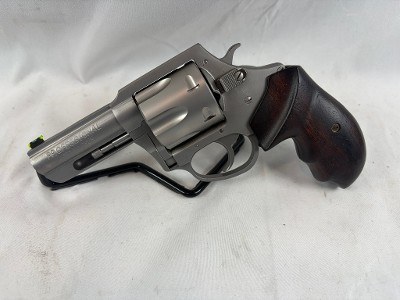 CHARTER ARMS PROFESSIONAL .357 MAG - Image 1 of 3