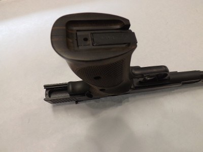SMITH & WESSON MODEL 41 .22 LR - Image 3 of 3