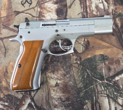 TANFOGLIO TA 90 9MM LUGER (9x19 PARA) - Image 2 of 3
