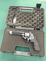 SMITH & WESSON 627 V-COMP PERFORMANCE .357 MAG - 1 of 3