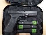 GLOCK G17 GEN 4 9MM LUGER (9X19 PARA) - 1 of 3