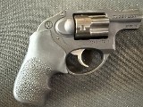 RUGER LCR .38 SPL - 2 of 2