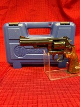 SMITH & WESSON 19-9 .357 MAG - 1 of 3