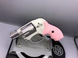 SMITH & WESSON 638-3 .38 SPL +P - 2 of 3