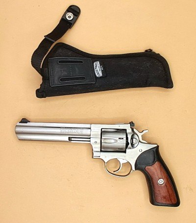 RUGER GP100 .357 MAG - Image 1 of 3