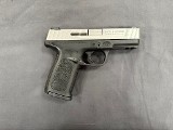 SMITH & WESSON SD40 VE .40 S&W - 2 of 3