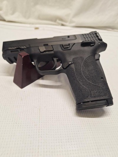 SMITH & WESSON M&P 9 SHIELD EZ M2.0 9MM LUGER (9x19 PARA) - Image 1 of 3