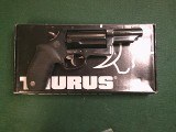 TAURUS JUDGE MAGNUM .45 LC/.410 GA - 1 of 2