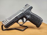 SMITH & WESSON SD9 2.0 9MM LUGER (9X19 PARA) - 1 of 3