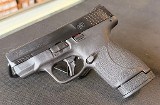 SMITH & WESSON M&P 9 SHIELD PLUS 9MM LUGER (9x19 PARA) - 1 of 3