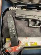 GLOCK 19 GEN 3 9MM LUGER (9x19 PARA) - 2 of 3