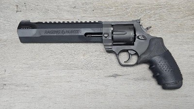 TAURUS TAURUS RAGING HUNTER .44 MAGNUM - Image 1 of 3