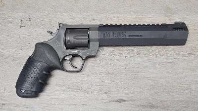 TAURUS TAURUS RAGING HUNTER .44 MAGNUM - Image 2 of 3
