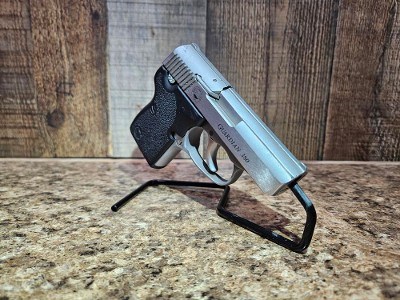 NORTH AMERICAN ARMS GUARDIAN (NAA-380GUARDIAN) .380 ACP - Image 2 of 3