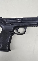 SMITH & WESSON M&P 40 40 Smith & Wesson - 1 of 3
