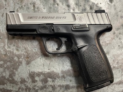 SMITH & WESSON SD9 VE 9MM LUGER (9x19 PARA) - Image 1 of 3