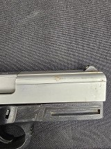SMITH & WESSON SW40VE .40 S&W - 3 of 3