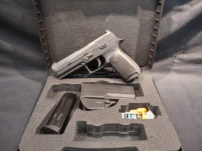 SIG SAUER P320F 9MM LUGER (9x19 PARA) - Image 1 of 3