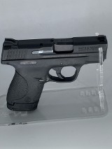 SMITH & WESSON M&P SHIELD 9 WE THE PEOPLE 9MM LUGER (9x19 PARA) - 2 of 3