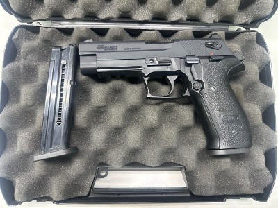 SIG SAUER MOSQUITO .22 LR - Image 2 of 3