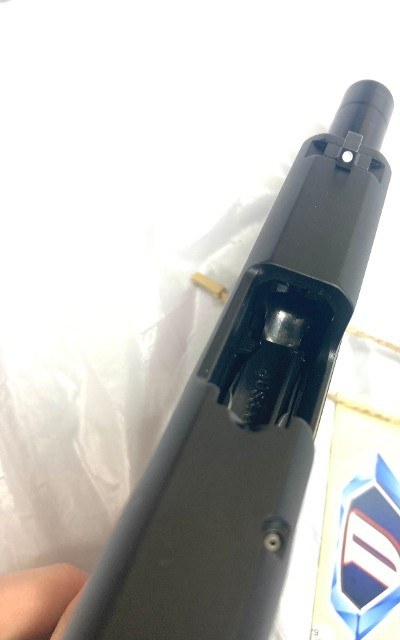 SMITH & WESSON m&p 40 shield 2.0 .40 S&W - Image 3 of 3