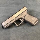 GLOCK 23 GEN5 40 Smith & Wesson - 2 of 3