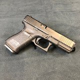 GLOCK 23 GEN5 40 Smith & Wesson - 1 of 3
