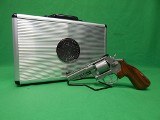 SMITH & WESSON 686-7 PERFORMANCE CENTER .38 SUPER - Image 1 of 3