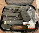 GLOCK G22 GEN 4 .40 S&W - 1 of 3
