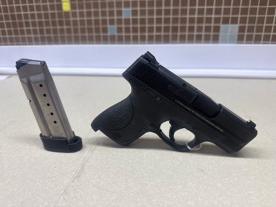 SMITH & WESSON M&P 40 SHIELD 40 Smith & Wesson - Image 2 of 3