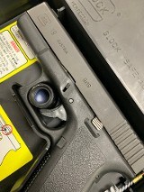 GLOCK 19 9MM LUGER (9x19 PARA) - 1 of 3