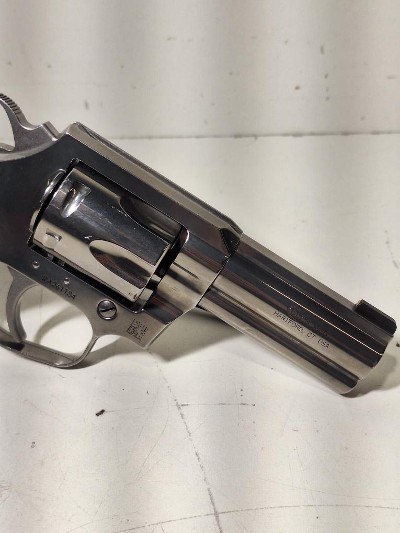 COLT KING COBRA STAINLESS .357 MAG - Image 6 of 12