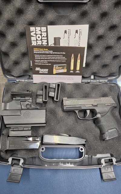 SIG SAUER P365 TACPAC (MANUAL SAFETY) 9MM LUGER (9X19 PARA) - Image 1 of 3