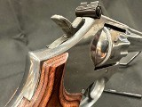SMITH & WESSON 617 .22 LR - 4 of 14