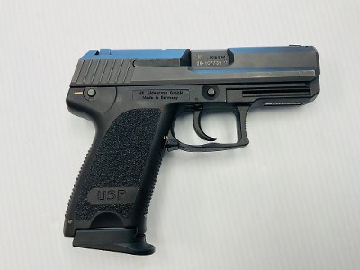 HECKLER & KOCH USP COMPACT .40 S&W - Image 1 of 13