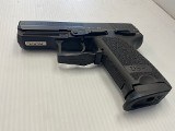 HECKLER & KOCH USP COMPACT .40 S&W - Image 8 of 13