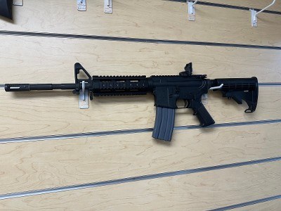 BUSHMASTER XM15-E2S 5.56X45MM NATO - Image 1 of 13