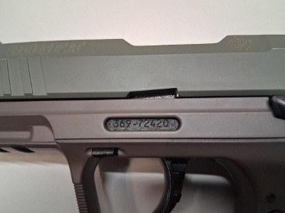 RUGER SR22P .22 LR - Image 9 of 9