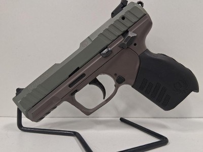 RUGER SR22P .22 LR - Image 2 of 9