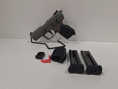 RUGER SR22P .22 LR - Image 1 of 9
