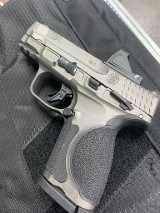 SMITH & WESSON M&P M2.0 BUNDLE 9MM LUGER (9x19 PARA) - 6 of 7