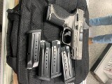 SMITH & WESSON M&P M2.0 BUNDLE 9MM LUGER (9x19 PARA) - 2 of 7