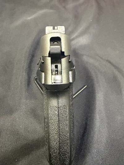 SIG SAUER M11-A1 9MM LUGER (9x19 PARA) - Image 4 of 4