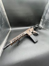 DANIEL DEFENSE DDM4 V7P .300 AAC BLACKOUT - 1 of 12