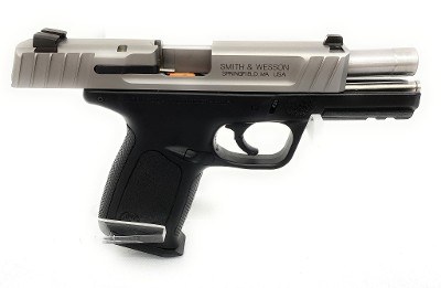 SMITH & WESSON SD40 VE .40 S&W - Image 9 of 13
